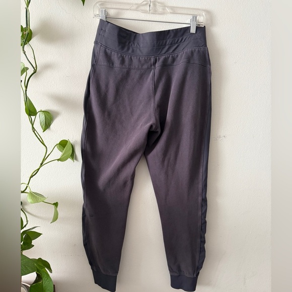 Lululemon Get Going Jogger in Dark Shadow - a Dark Purple /Grey Jogger - Picture 2 of 7